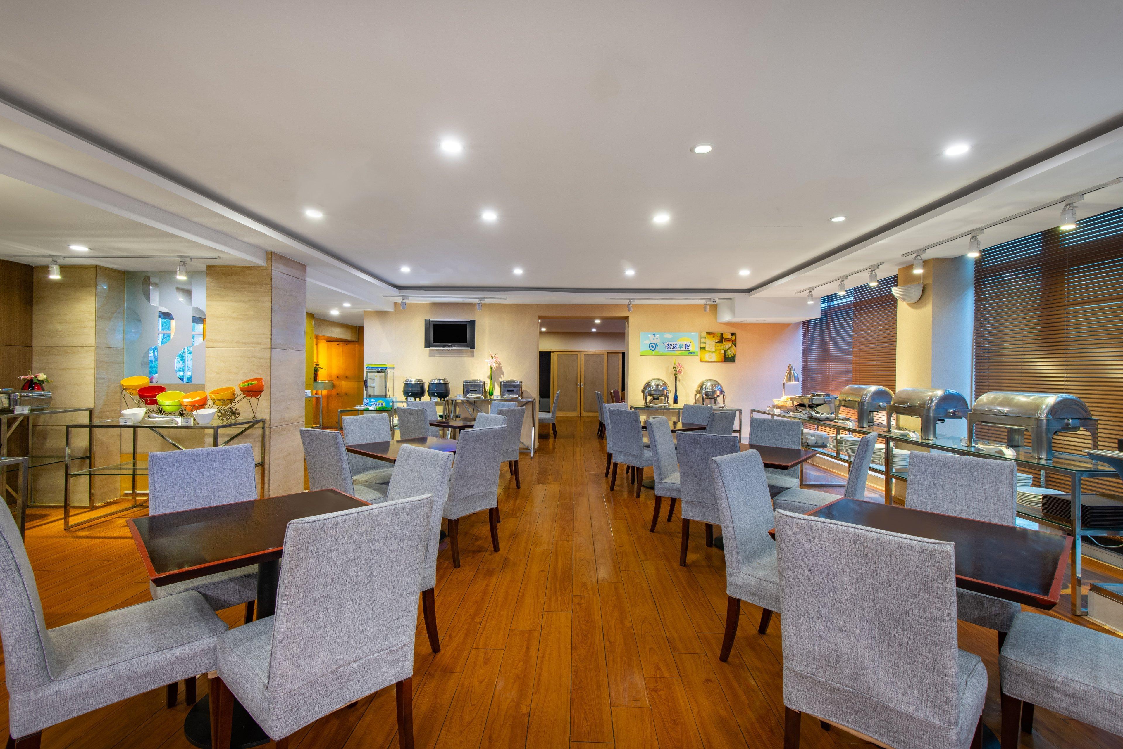 Holiday Inn Express Tianjin Airport By Ihg Exterior photo