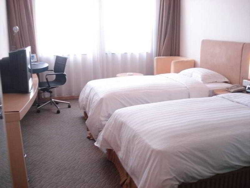 Holiday Inn Express Tianjin Airport By Ihg Exterior photo